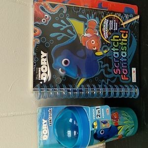 NWT DISNEY FINDING DORY SCRATCH FANTASTIC BOOK AND ZAK CUP
